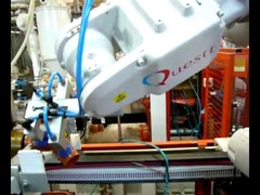 6つの軸線のロボティック腕